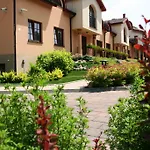 Centuria & Natural Hotel 3*