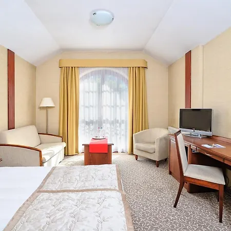Centuria Hotel & Natural Spa Hotel