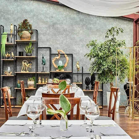 Hotell Centuria Hotel & Natural Spa Ogrodzieniec