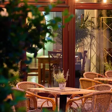 Centuria Hotel & Natural Spa Hotel