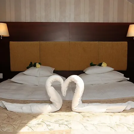 Centuria Hotel & Natural Spa Ogrodzieniec