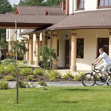 Centuria & Natural Hotel 3*