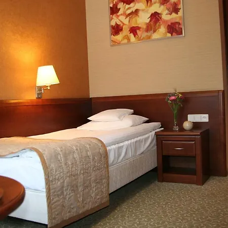 Centuria Hotel & Natural Spa Ogrodzieniec