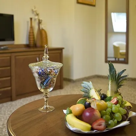 Centuria Hotel & Natural Spa