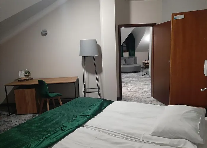 Hotell Centuria Hotel & Natural Spa 3*