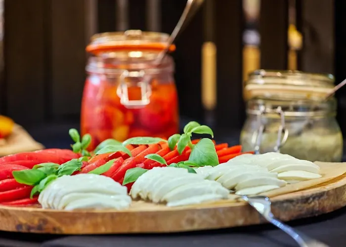 Centuria Hotel & Natural Spa 3* Ogrodzieniec