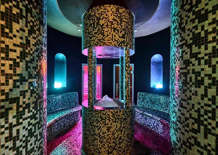 Centuria Hotel & Natural Spa 3* Ogrodzieniec