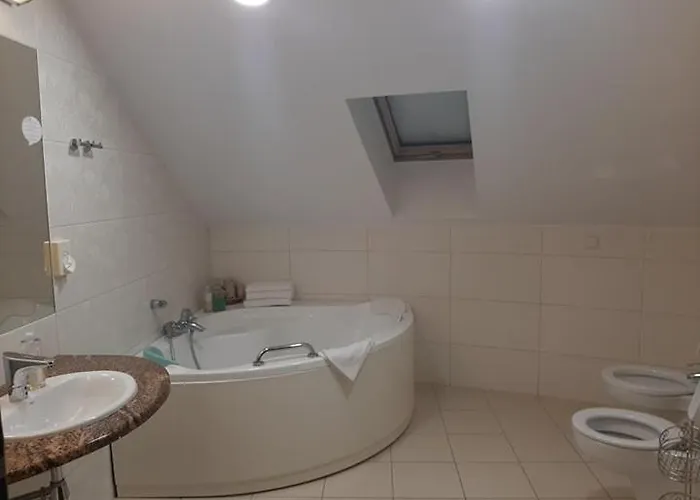 Centuria Hotel & Natural Spa Hotel 3*