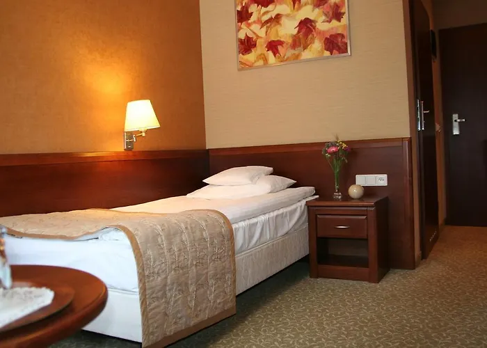 Centuria Hotel & Natural Spa Ogrodzieniec