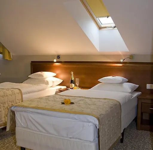 Centuria Hotel & Natural Spa Ogrodzieniec