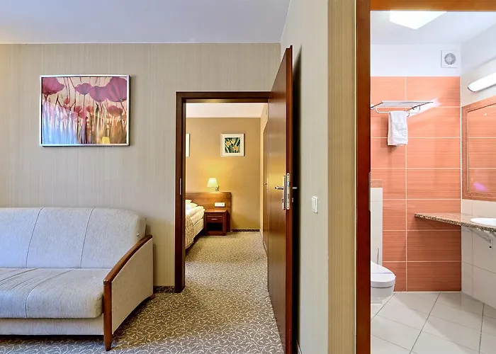 Hotell Centuria Hotel & Natural Spa Ogrodzieniec